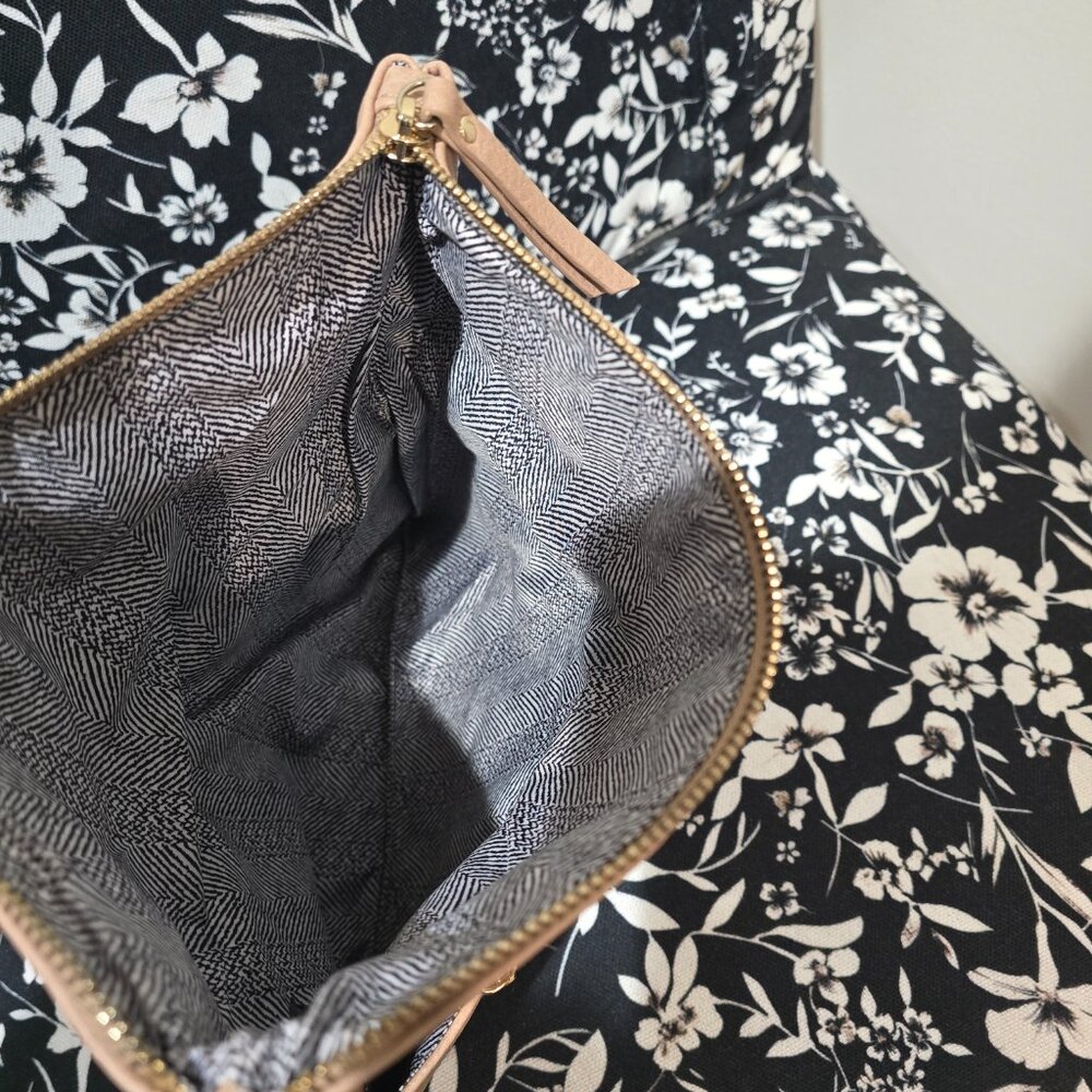 Madison West Clutch - Picture 6 of 7